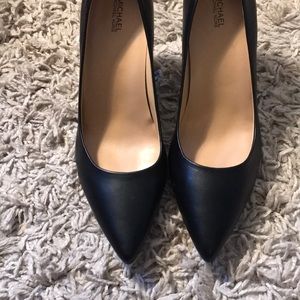 MICHAEL KORS Classic Black Heels NWOT